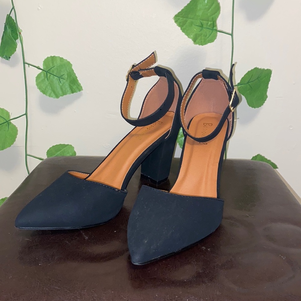 Pointy Toe Chunky High Heel